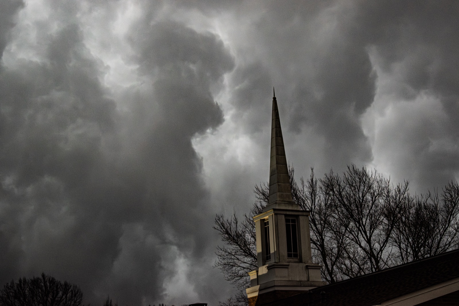 Quasi-linear convective system